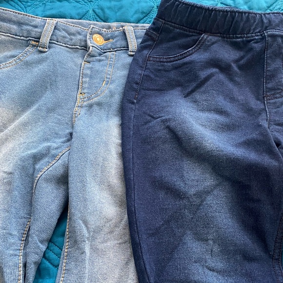 2 Jeggings one with tag one no tag in good condition size 7/8 $ 8 - Picture 2 of 2
